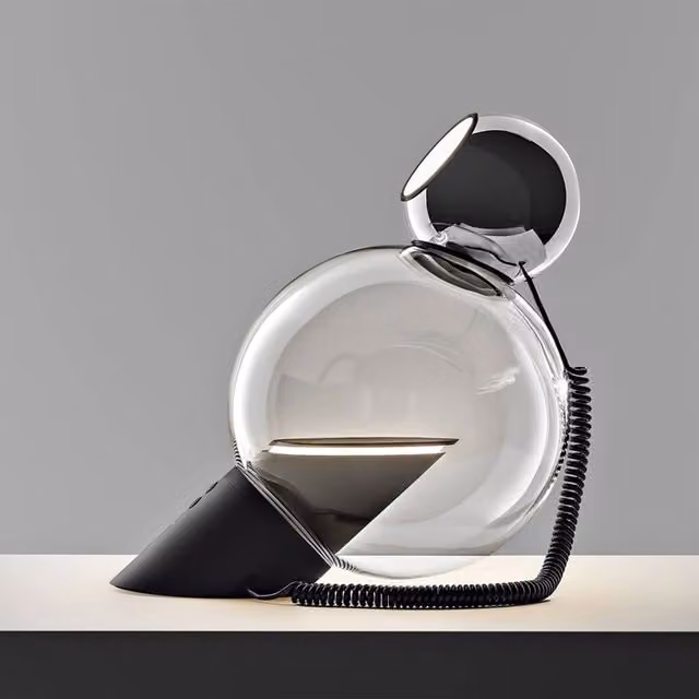 Stilnovo Gravita Lampada da tavolo con LED dimmerabile in vetro trasparente e metallo nero e cromo