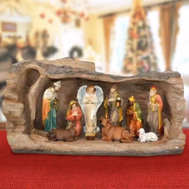 Natività in resina Trade Shop con scenario tronco d'albero e luce calda multicolore per decorazioni natalizie da tavolo – 1