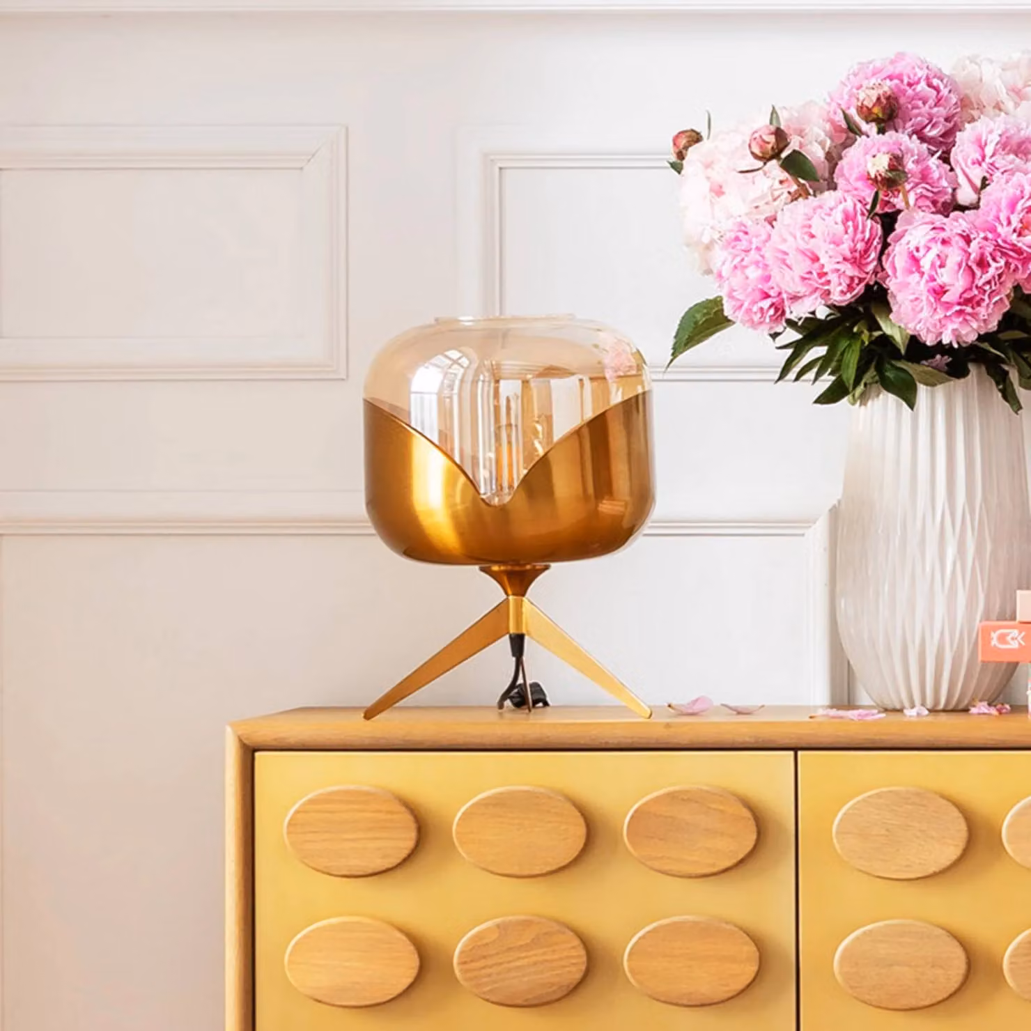 KARE Lampada da tavolo Goblet, Ottone / Oro, Soggiorno / Sala da pranzo, Metallo, Design, Lampada da tavolo