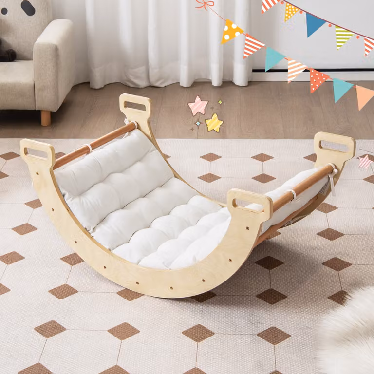 Dondolo ad arco 2 in 1 Costway con cuscino morbido e arco di arrampicata a doppia faccia per bambini dai 12 mesi in legno naturale e colore bianco