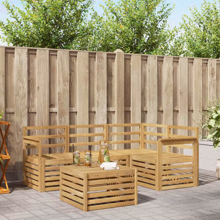 Set di divani da esterno vidaXL in legno di acacia massello con tavolo da caffè, composizione a L con elementi angolari e cuscini bianchi, ideale per giardino e terrazza