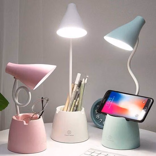 Lampada da tavolo - Lampada da ufficio - Lampada da ufficio a LED - Lampada da tavolo ricaricabile con 3 livelli di luminosità e sensore touch, rotazione a 360° e dimmerabile, ideale per lettura, studio e lavoro (rossa)