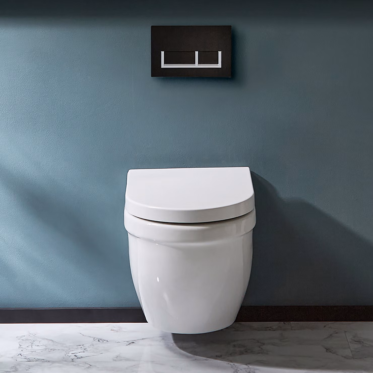 Sanitario WC Sospeso con Telaio Corto - Placca di Comando Rettangolare Bianca/Cromata - Belstone