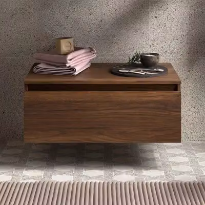 Cassettiera da bagno sospesa Sumo in noce maya con chiusura soft close, L: 60,8 cm, P: 46 cm, H: 27 cm – 1