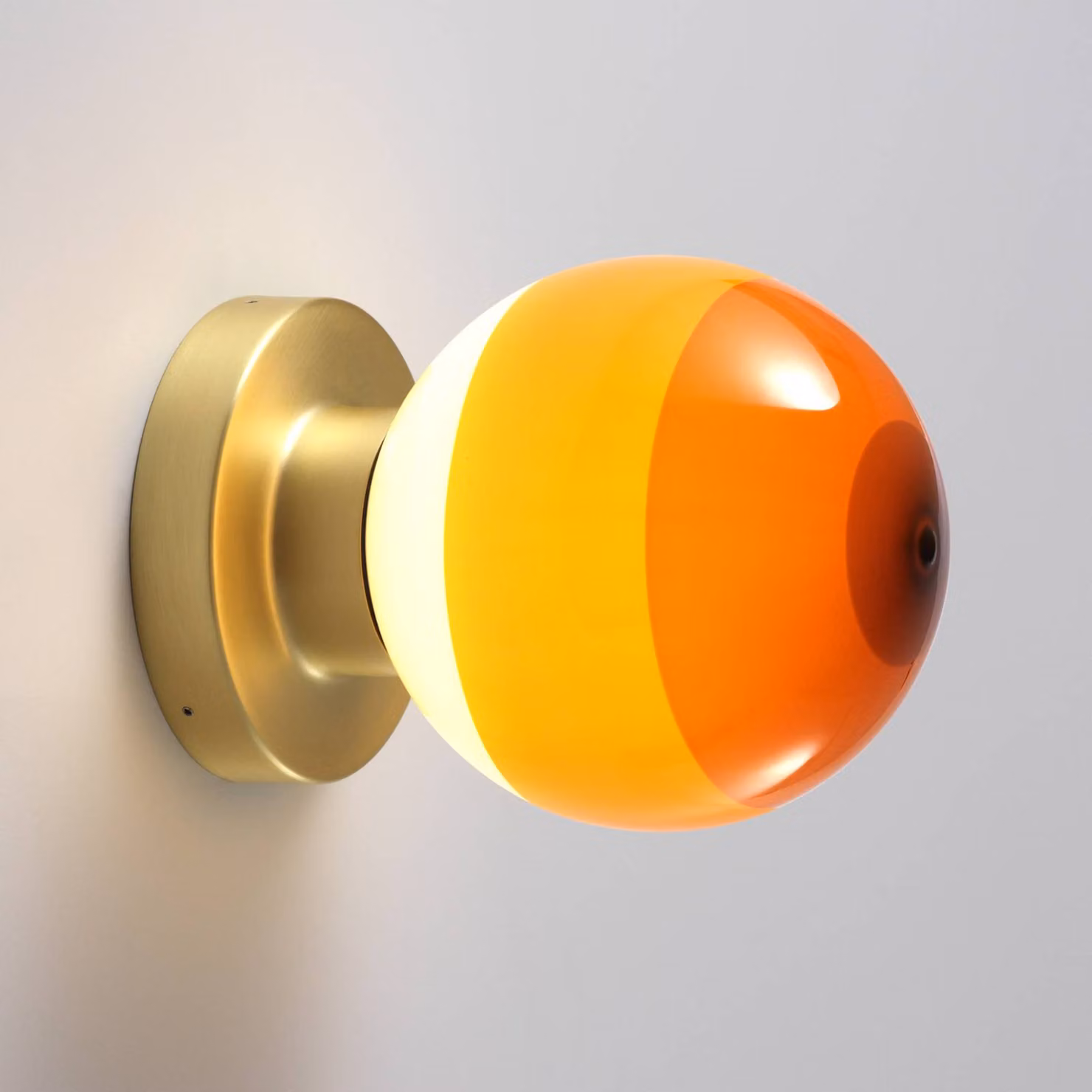 MARSET Applique da parete di design Dipping Light A2, dimmerabile, Ottone / Oro, Soggiorno / Sala da pranzo, Metallo, Design, Applique