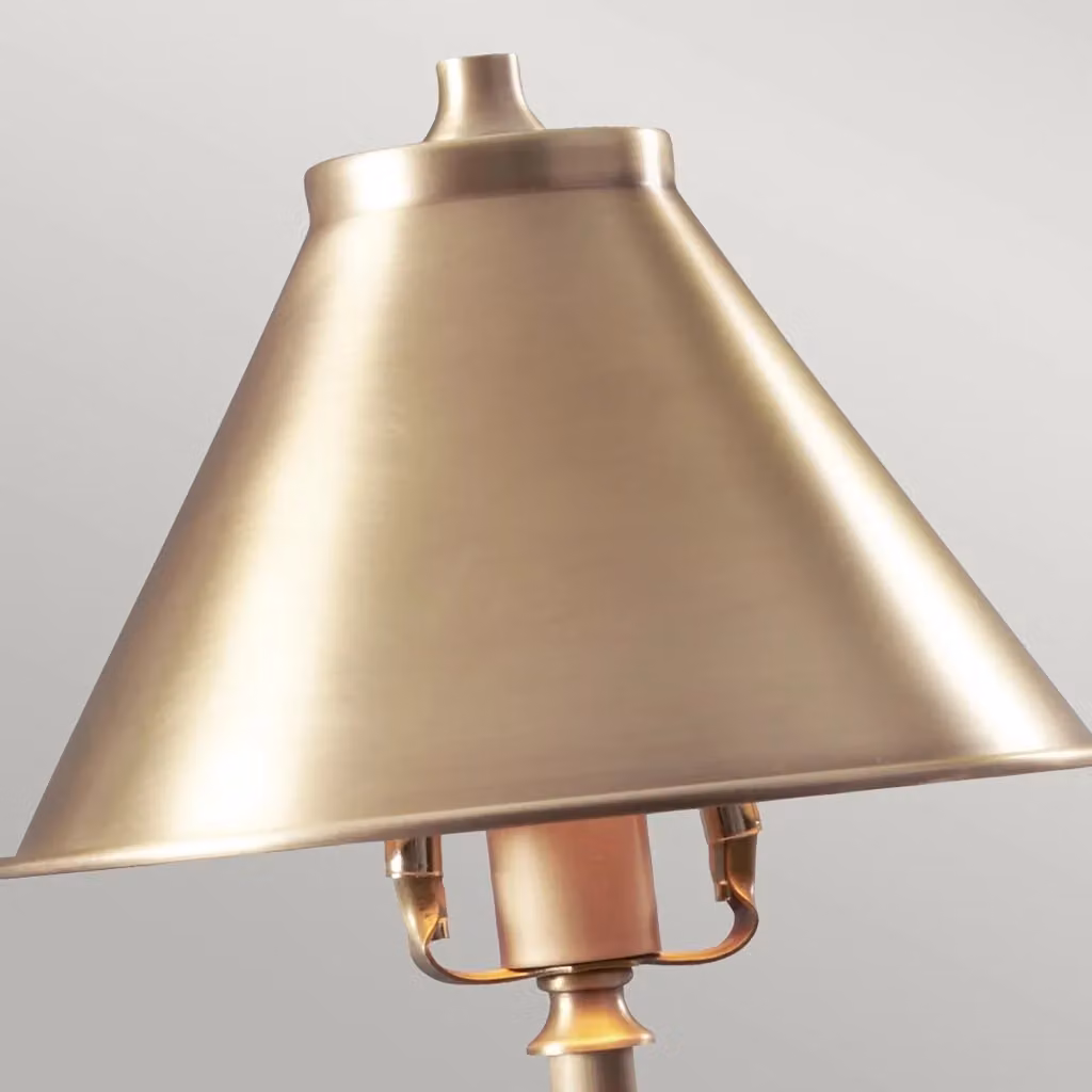 Lampada da scrivania industrial Elstead Lighting in metallo color ottone con paralume a cono e attacco E14