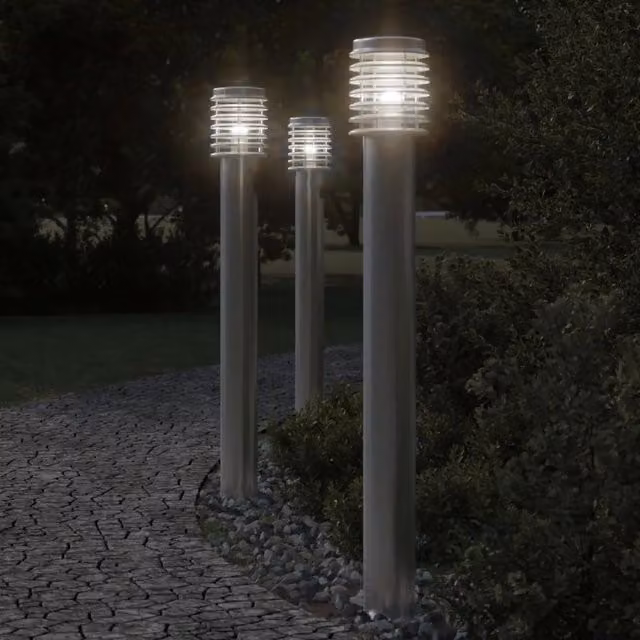 Set di 3 lampade da terra per esterni vidaXL in acciaio inox e plastica, colore argento, altezza: 110 cm, protezione IP44, attacco E27