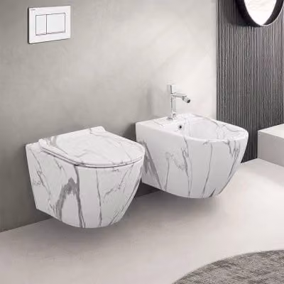 Sanitari sospesi Rimless Tokyo Inbagno in ceramica effetto marmo bianco