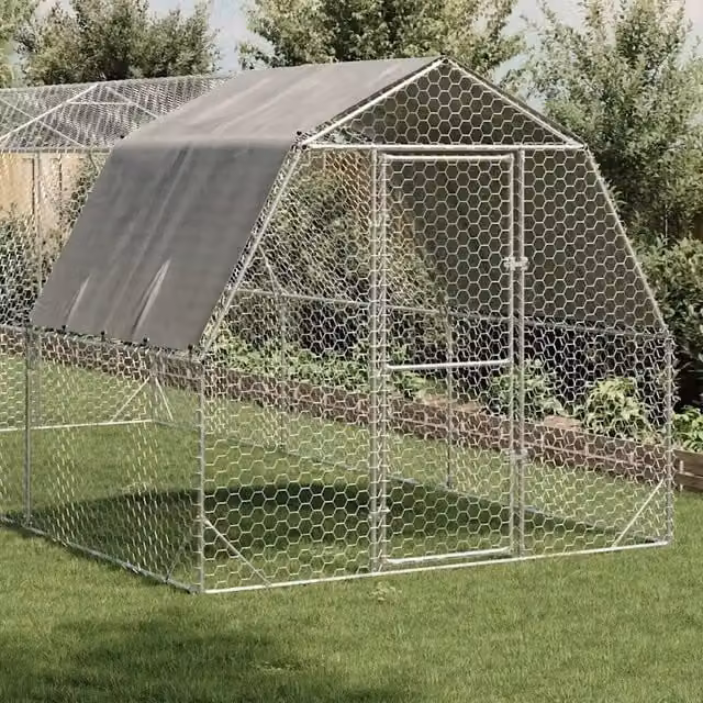 Recinto per polli con tetto in acciaio zincato e plastica color argento L: 6 m, P: 2,5 m, H: 2,25 m – 1