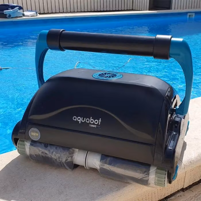 Robot per la pulizia di piscine pubbliche BWT MAGNUM Aquabot colore nero – 2