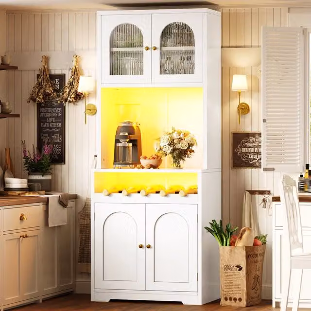 Credenza alta OKWISH bianca con ante in vetro ondulato, illuminazione LED RGB e portabottiglie per cucina e soggiorno, L: 70 cm, P: 38,3 cm, H: 180 cm