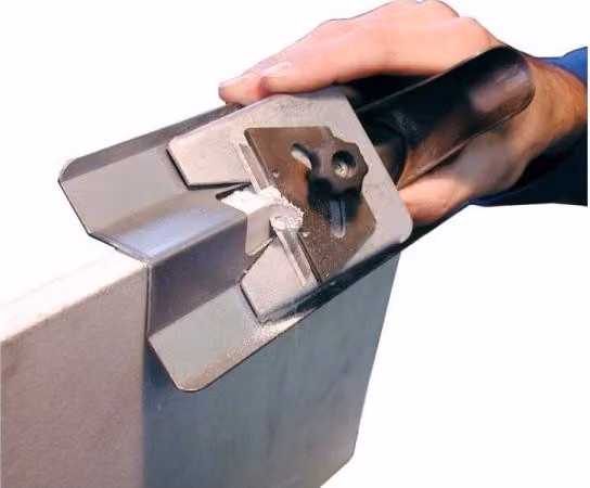 Taglierina per cartongesso in metallo PROFI EDMA