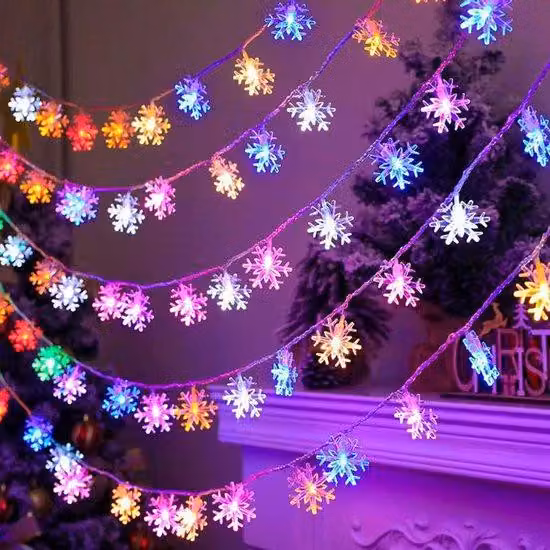 Ibenzoa®: luci natalizie versatili e colorate con fiocchi di neve, per interni ed esterni