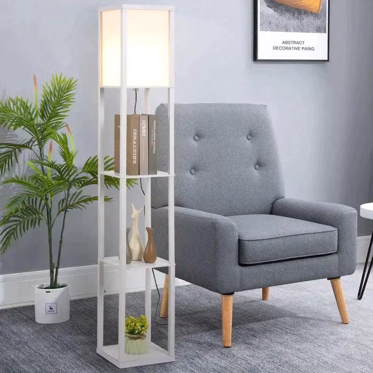 Lampada da terra bianca con 3 ripiani e spazio contenitivo | Colore: Bianco | Dimensioni: 26x26x160 cm