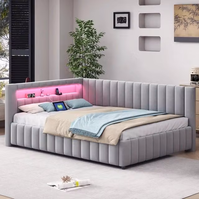 Divano Letto 140x200 in Velluto Beige con Testiera, Luci LED e Porta USB