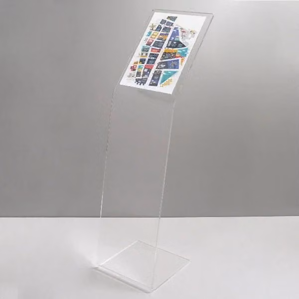Leggio in plexiglass trasparente con base a L e tasca verticale per fogli A4 di TOP EVENTI STORE