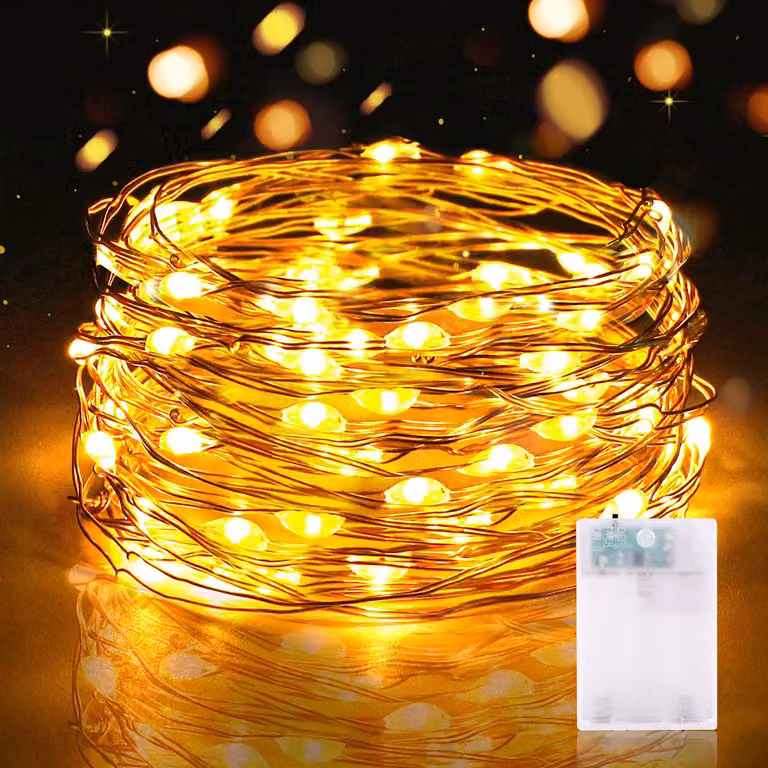 Catena luminosa a batteria con timer, 5 metri, 50 LED, luce bianca calda, ideale per decorazioni