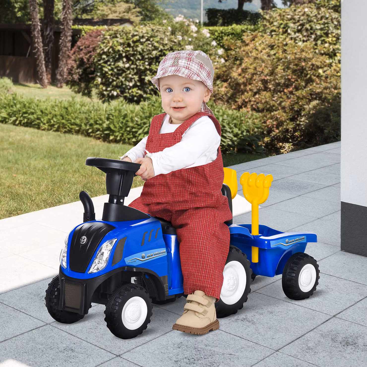 Trattore Cavalcabile HOMCOM per Bambini con Rimorchio, Rastrello e Pala, Gioco Educativo Blu, L: 91 cm, P: 29 cm, H: 44 cm – 2