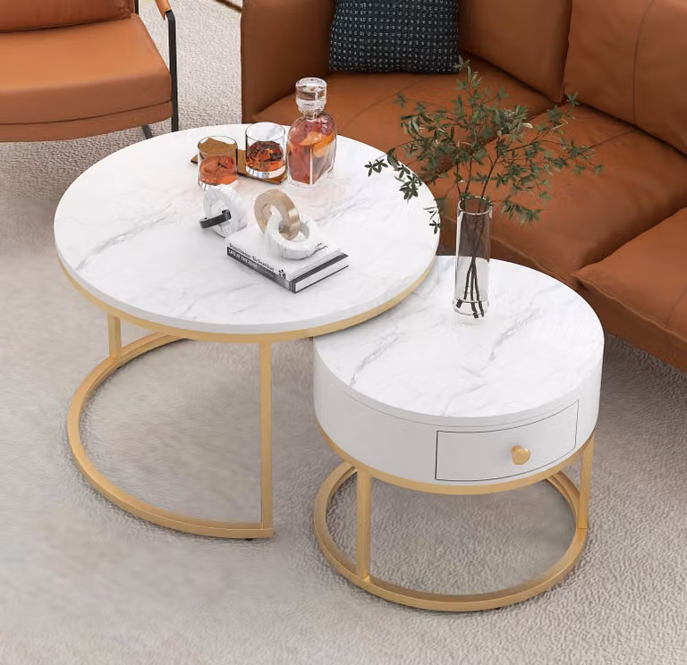 Set di 2 tavolini Merax in marmo lucido, gambe in metallo dorato, cassetto, bianco