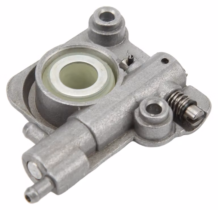 Pompa dell'olio con ingranaggio a vite senza fine in metallo, ricambio per motosega CS350, CS2600, CS360T, P021010890