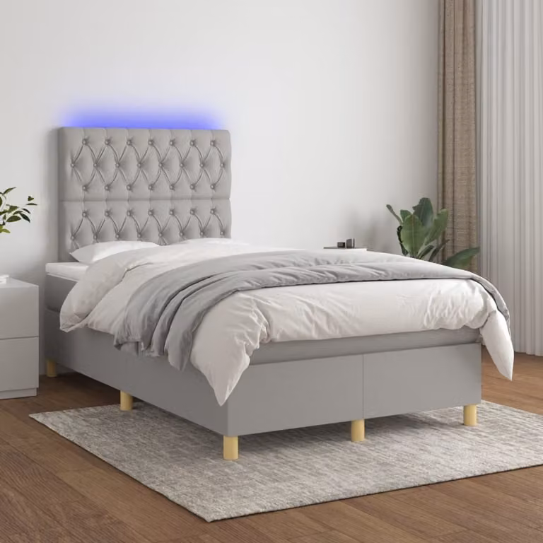 The Living Store Letto a molle con materasso e LED in tessuto grigio chiaro 120x200 cm