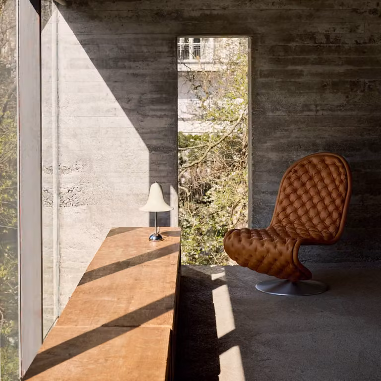 Verpan Lampada da tavolo Pantop, Crema / Ambra, Soggiorno / Sala da pranzo, Metallo, Design, Lampada da tavolo