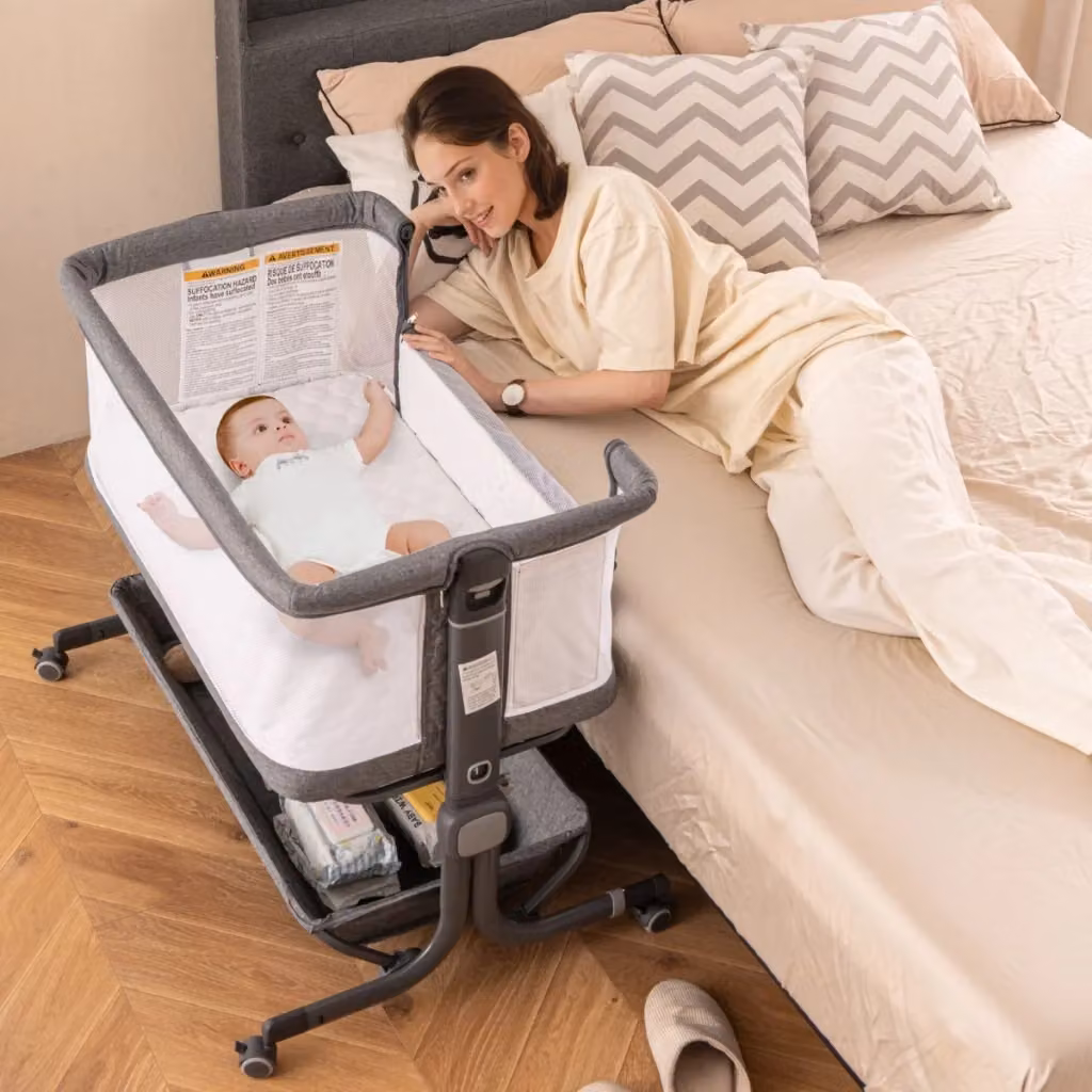 Culla da affiancare pieghevole Design Mania con altezza regolabile a 6 livelli e mensola portaoggetti, Grigio scuro – 2