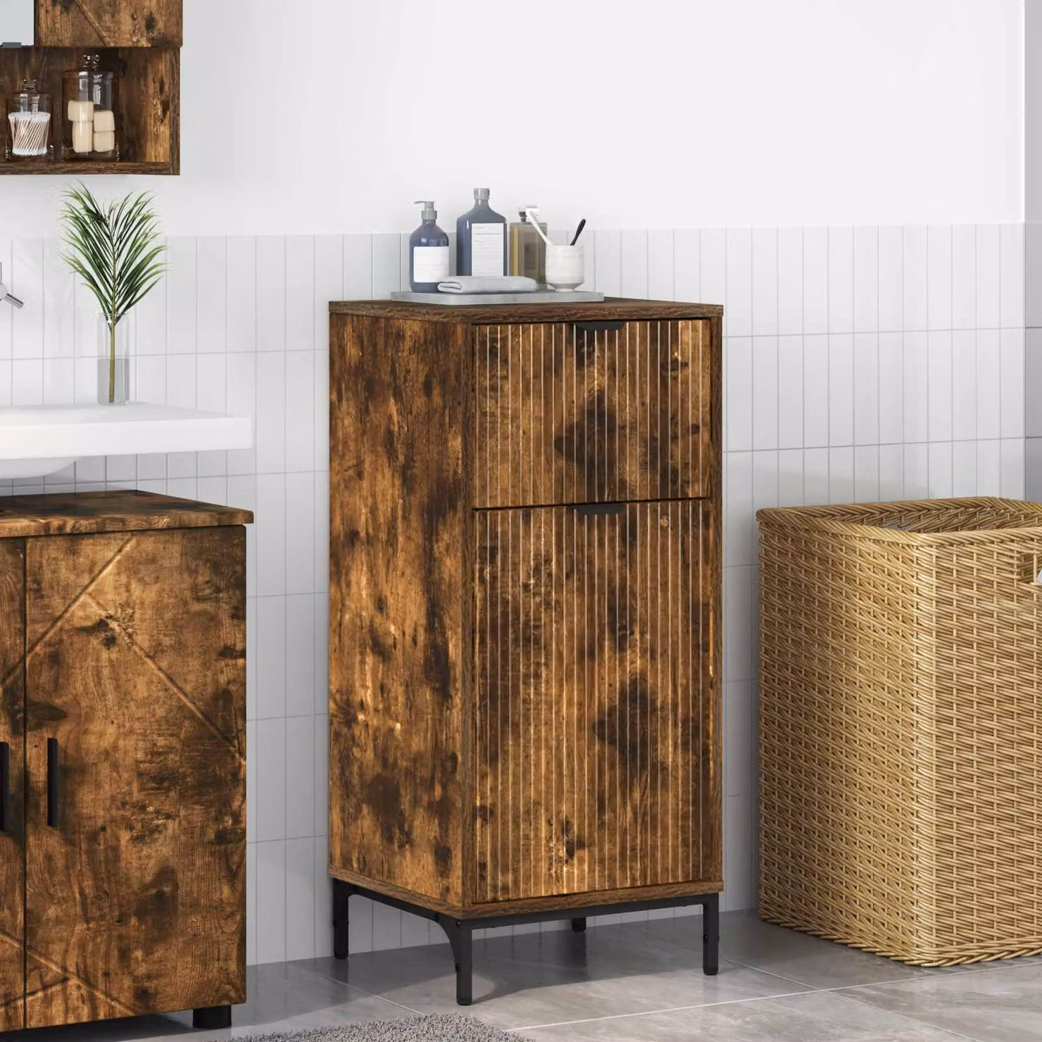 Mobile da bagno vidaXL in rovere fumé marrone con ante a battente e ripiani interni L/P/H: 39,5 x 36 x 88 cm