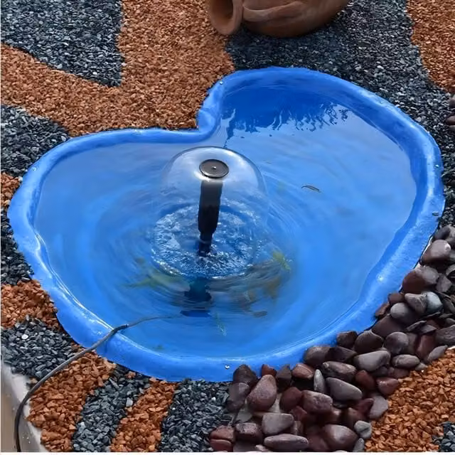 Laghetto caldonazzo azzurro e pompa syncra pond 0.5 da 700 litri ora