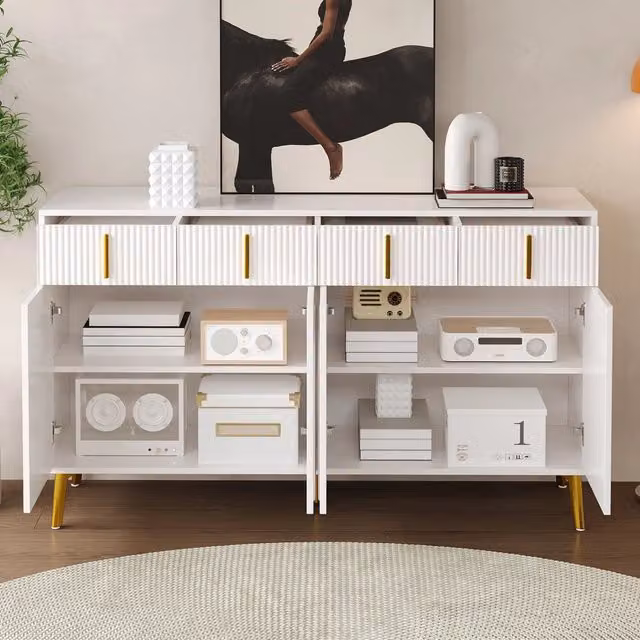 Credenza Bianca con Dettagli Oro 140 cm; Mobile Buffet 4 Ante e 4 Cassetti in MDF; Design Curvo per Soggiorno e Sala da Pranzo