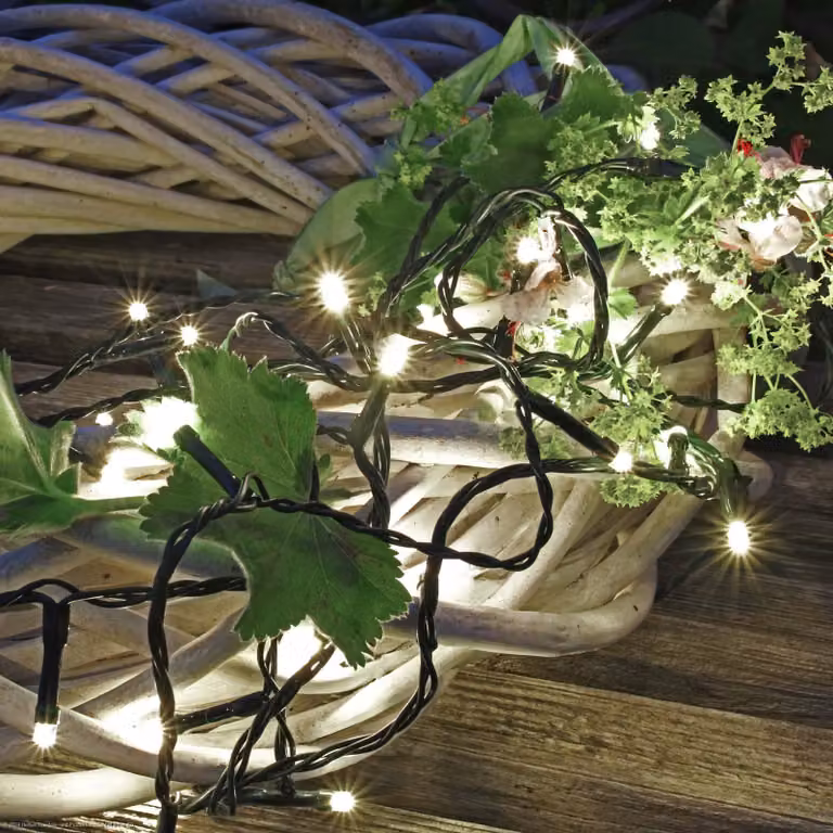 Catena luminosa a LED per esterni, luce bianca fredda, 80 LED, 7,9 metri, con timer, cavo verde