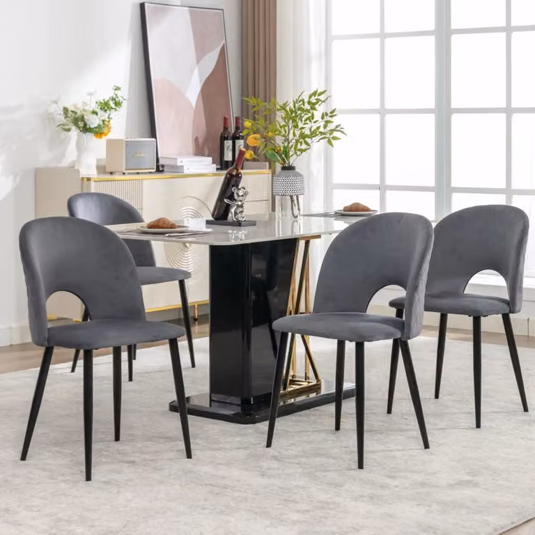 Set di 2 sedie da pranzo Chicfurn in velluto grigio con schienale trapuntato geometrico e piedi in metallo e legno, L: 44 cm, P: 47 cm, H: 84 cm