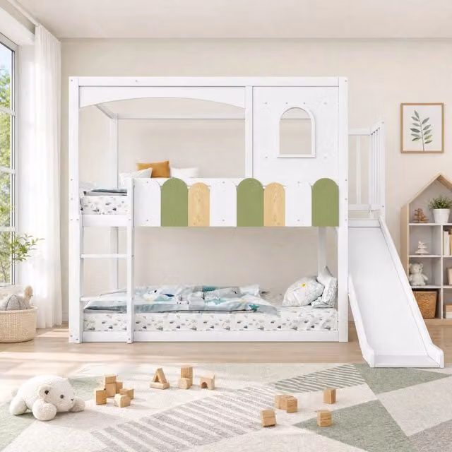 Letto a castello per bambini 90x200 cm con scivolo; casetta e finestra; bianco