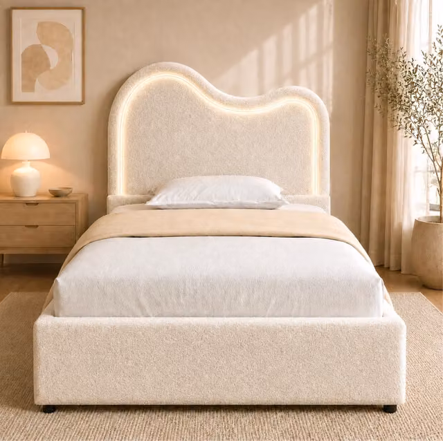 Letto imbottito 90x200 cm con contenitore idraulico; rete a doghe; LED APP; bouclé bianco