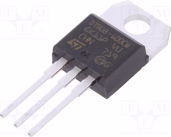 1 x Triac BTB08-600CWRG, triac da 35mA, per montaggio su circuito stampato, 600V, 8A, confezionato in tubo