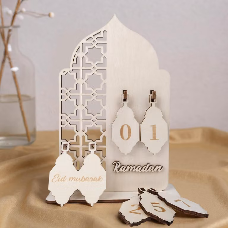 Calendario dell'Avvento in legno a tema Ramadan, riutilizzabile, con numeri intercambiabili, decorazioni per l'Eid
