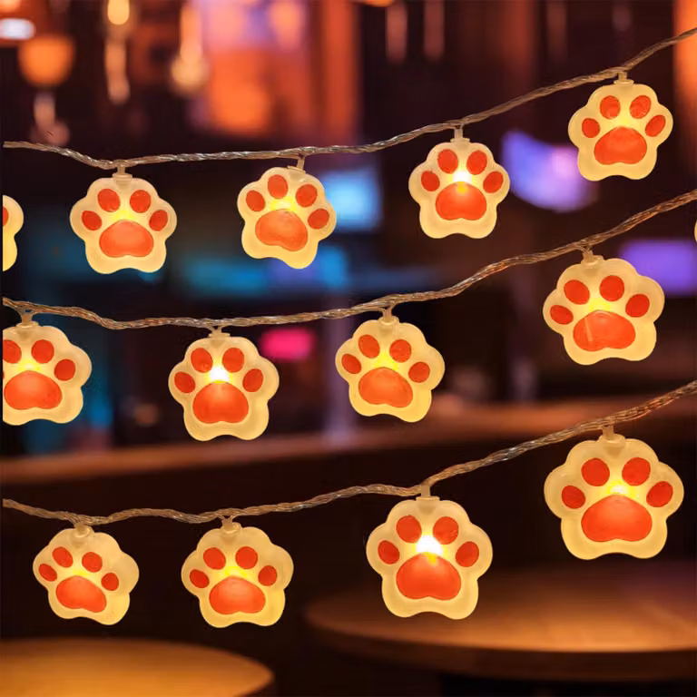 Catena luminosa a LED con decorazioni a forma di impronte di gatto, luce bianco caldo, lunghezza 1,5 metri, 10 lampadine