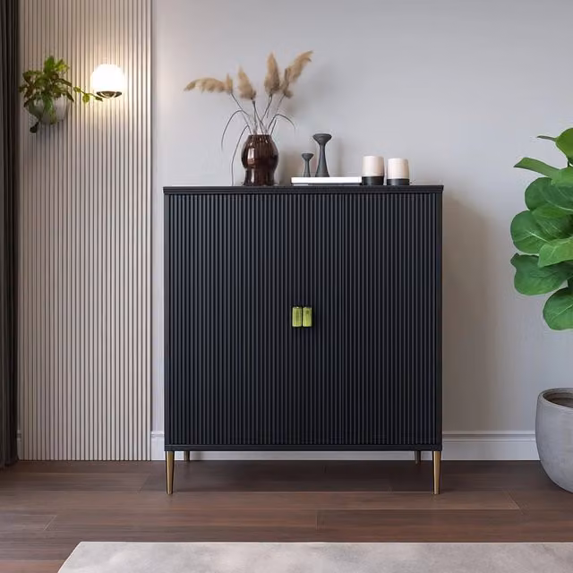 Madia Wallis DMORA con cassetti soft-close, Credenza moderna in nero e oro, L: 104 cm, P: 40 cm, H: 129 cm