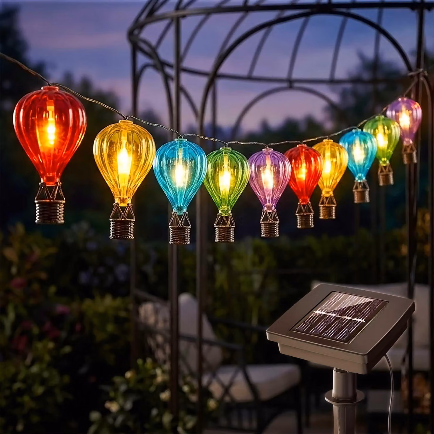 Ghirlanda luminosa solare con 10 mongolfiere colorate con effetto fiamma - 430 cm - Illuminazione decorativa da giardino a LED con effetto tremolante