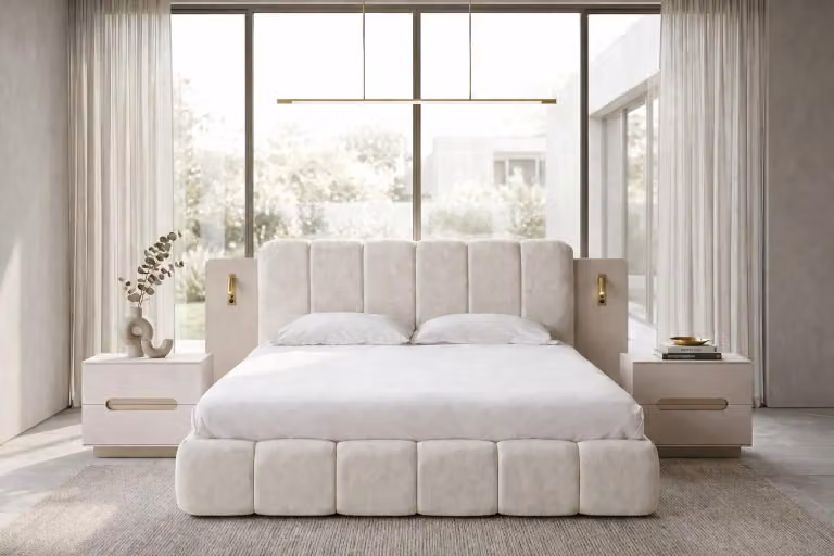 Elegante set da camera da letto beige con letto matrimoniale e comodini in legno, 3 pezzi