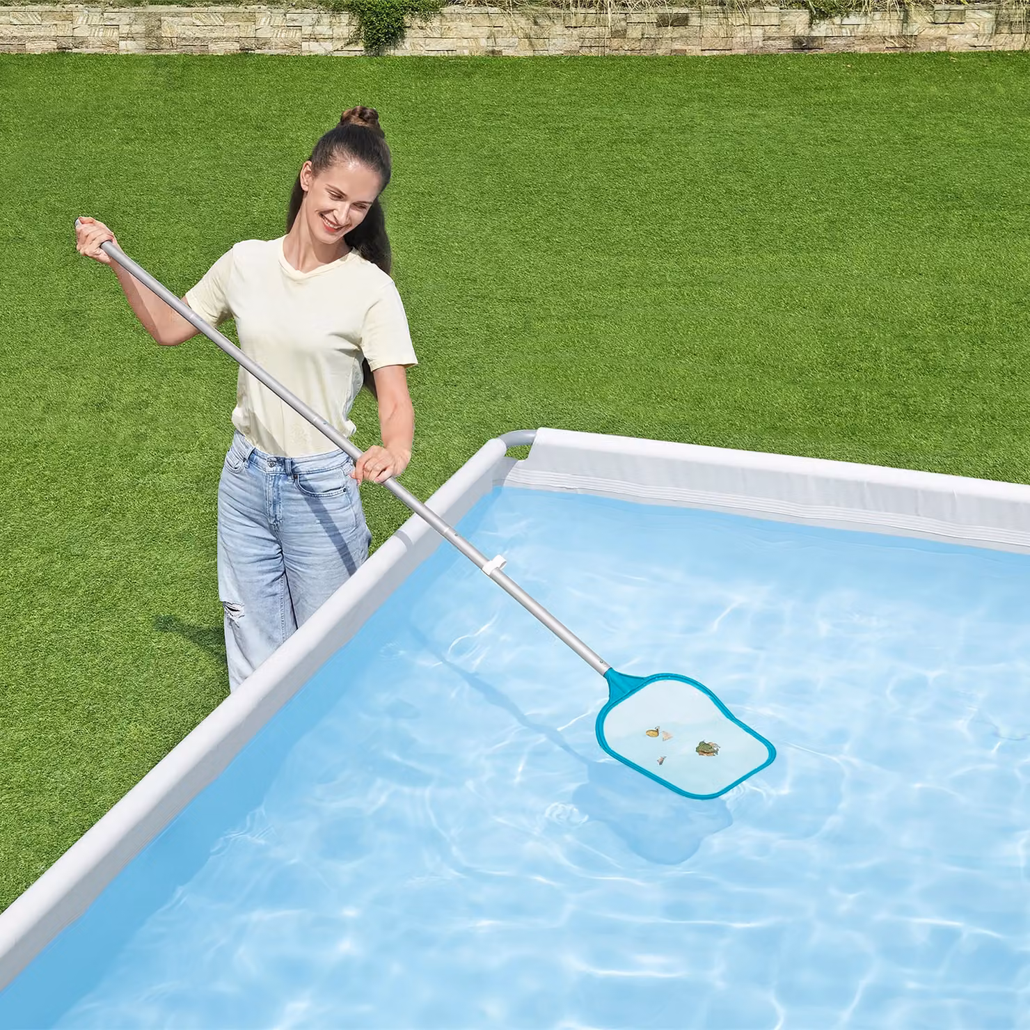 Set di accessori per la pulizia della piscina Bestway AquaClear Deluxe colore turchese per piscine fuori terra con kit per cloro, pH e alcalinità – 2