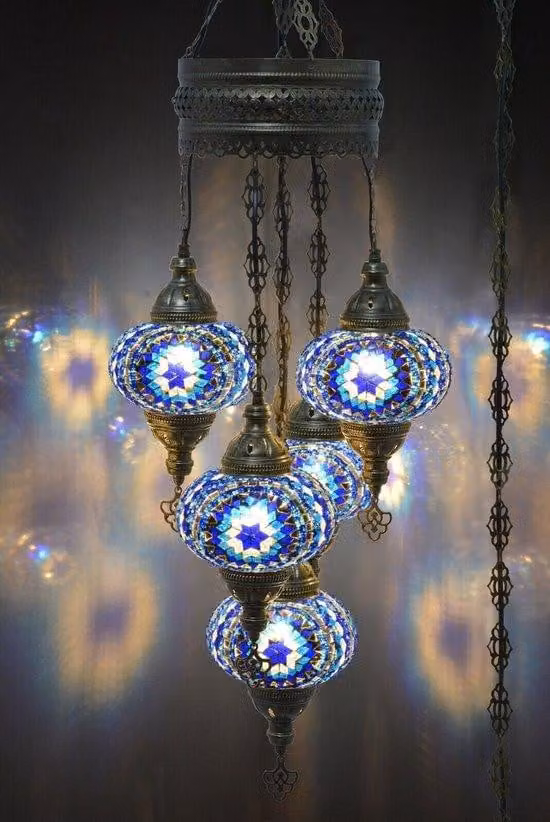 Lampada a sospensione turca a 5 luci in vetro mosaico blu – lampada da soffitto orientale con 5 sfere di vetro colorate