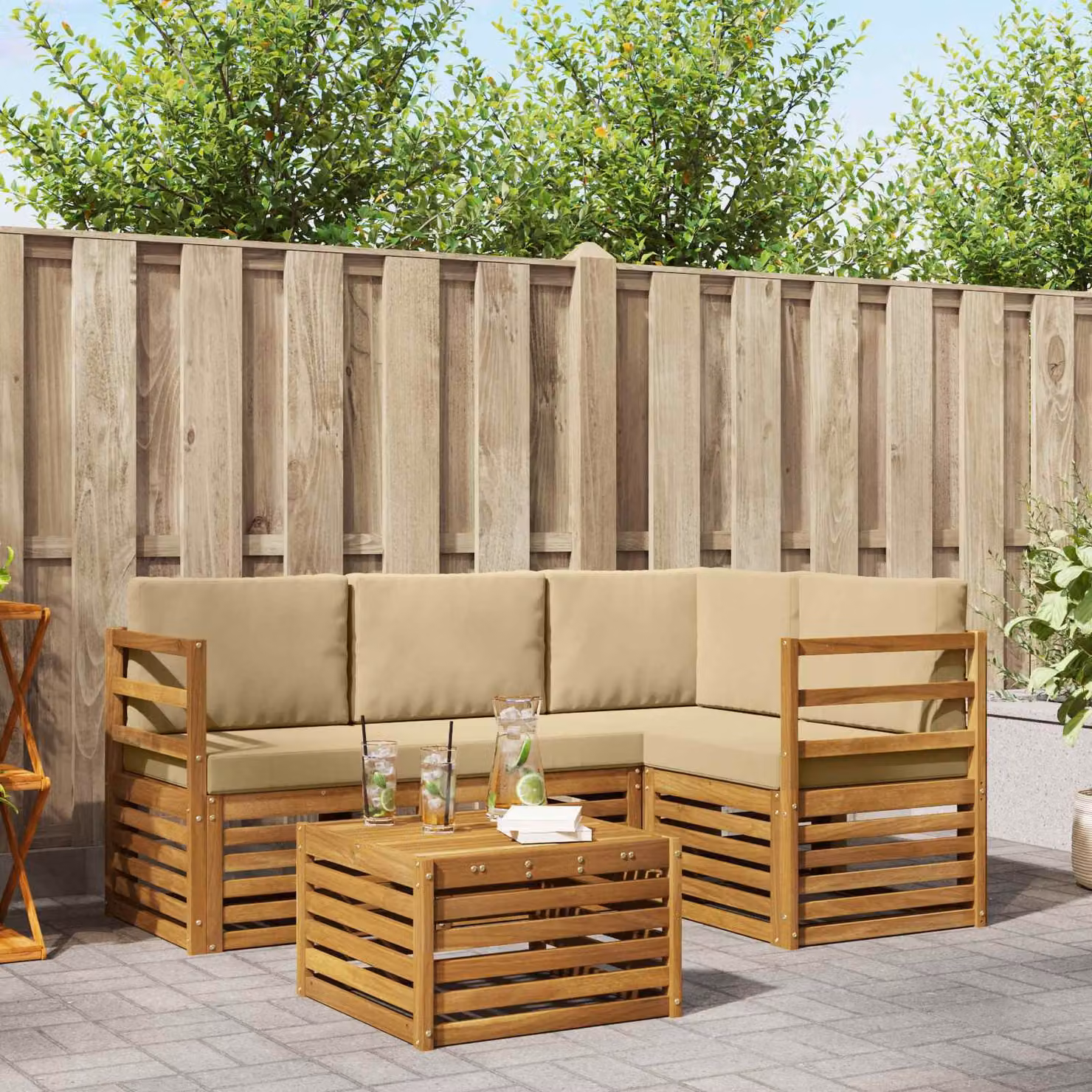 Set di divani da esterno vidaXL a forma di L con tavolo da caffè, struttura in legno di acacia e cuscini inclusi, beige e marrone