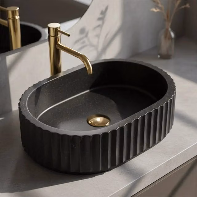 Lavabo da appoggio Rea Margaret in mineral cast nero forma ovale – 1