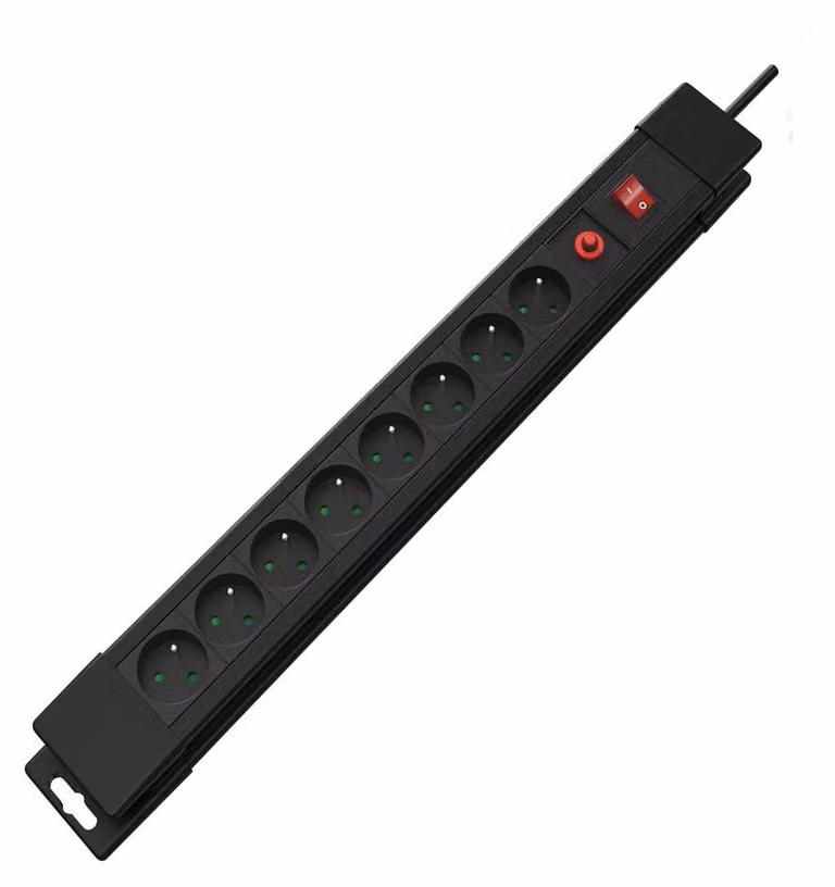 Multipresa Perel a 8 prese, tipo E, 1,5 m, 3500 W, con interruttore e blocco di sicurezza per bambini