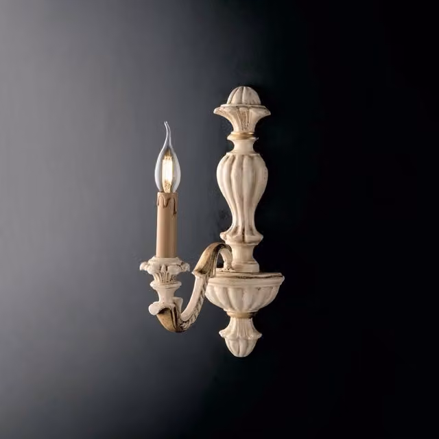 Applique Shabby Chic Leonardo Bonetti Illumina in Legno Avorio e Oro con 1 Luce E14