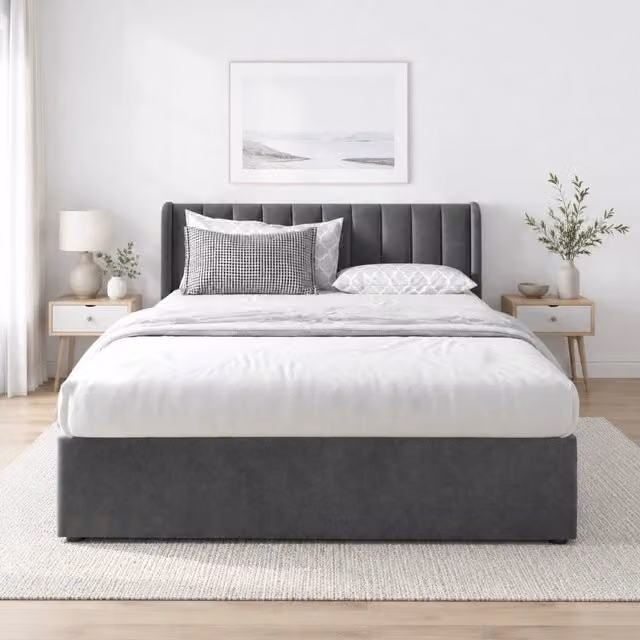 Letto imbottito ULEVR 140x200 cm in velluto grigio con testiera alta, rete a doghe e 2 cassetti