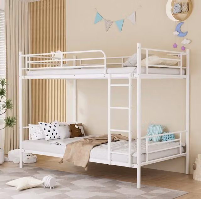 Letto a castello in acciaio 90x190 cm con scala e sponda di sicurezza; bianco