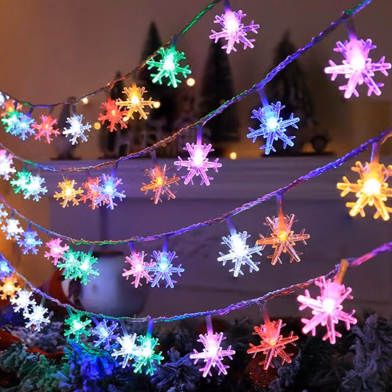 Catene luminose natalizie, 2 pezzi, 6 metri, 40 LED, con fiocchi di neve colorati