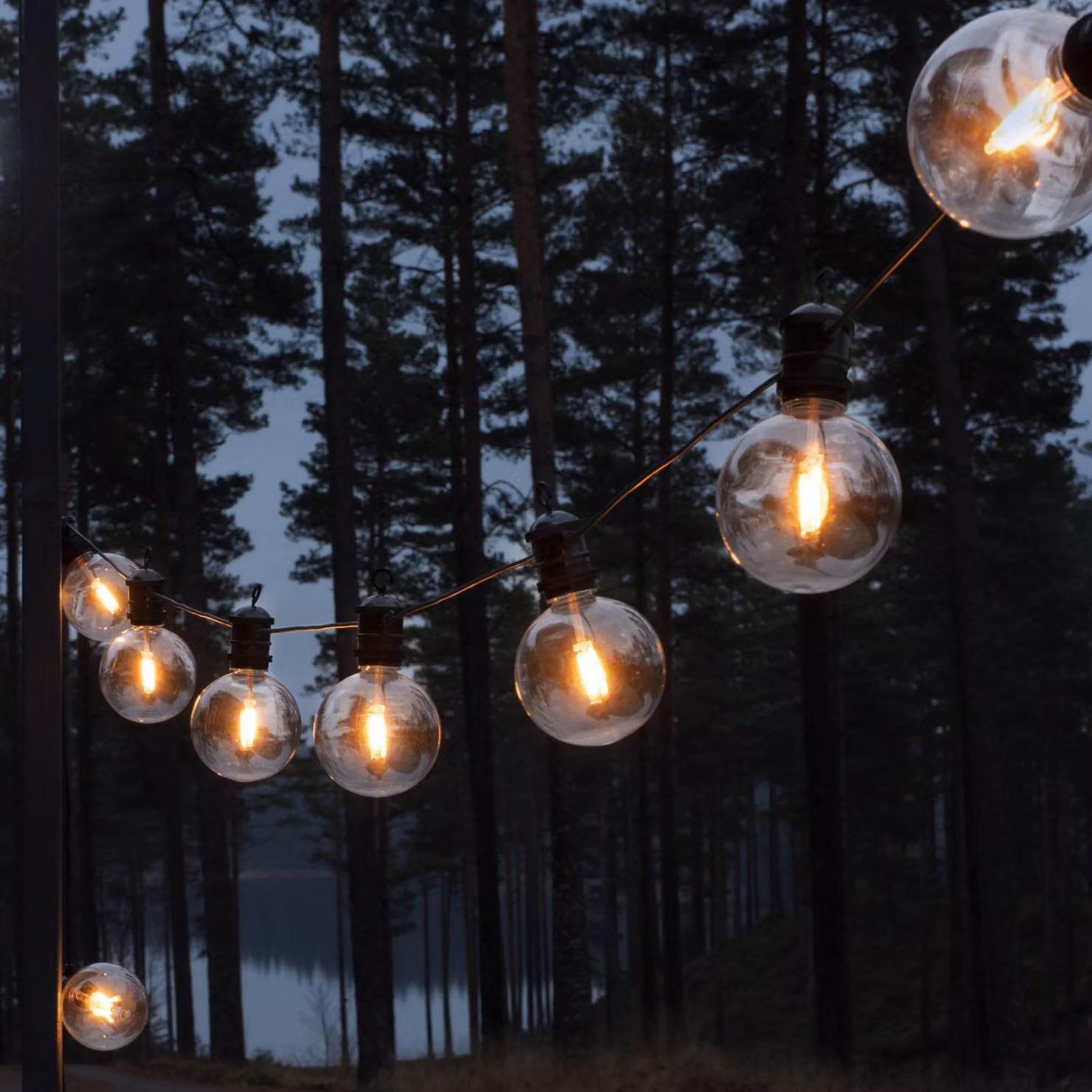 Konstsmide Christmas Ghirlanda luminosa LED solare da festa, 7 W, color ambra, IP44, 1800 K LED-Solar-Lichterkette Party, dimmerabile, Crema / Ambra, Plastica, Moderno
